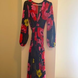 FLORAL MAXI DRESS
